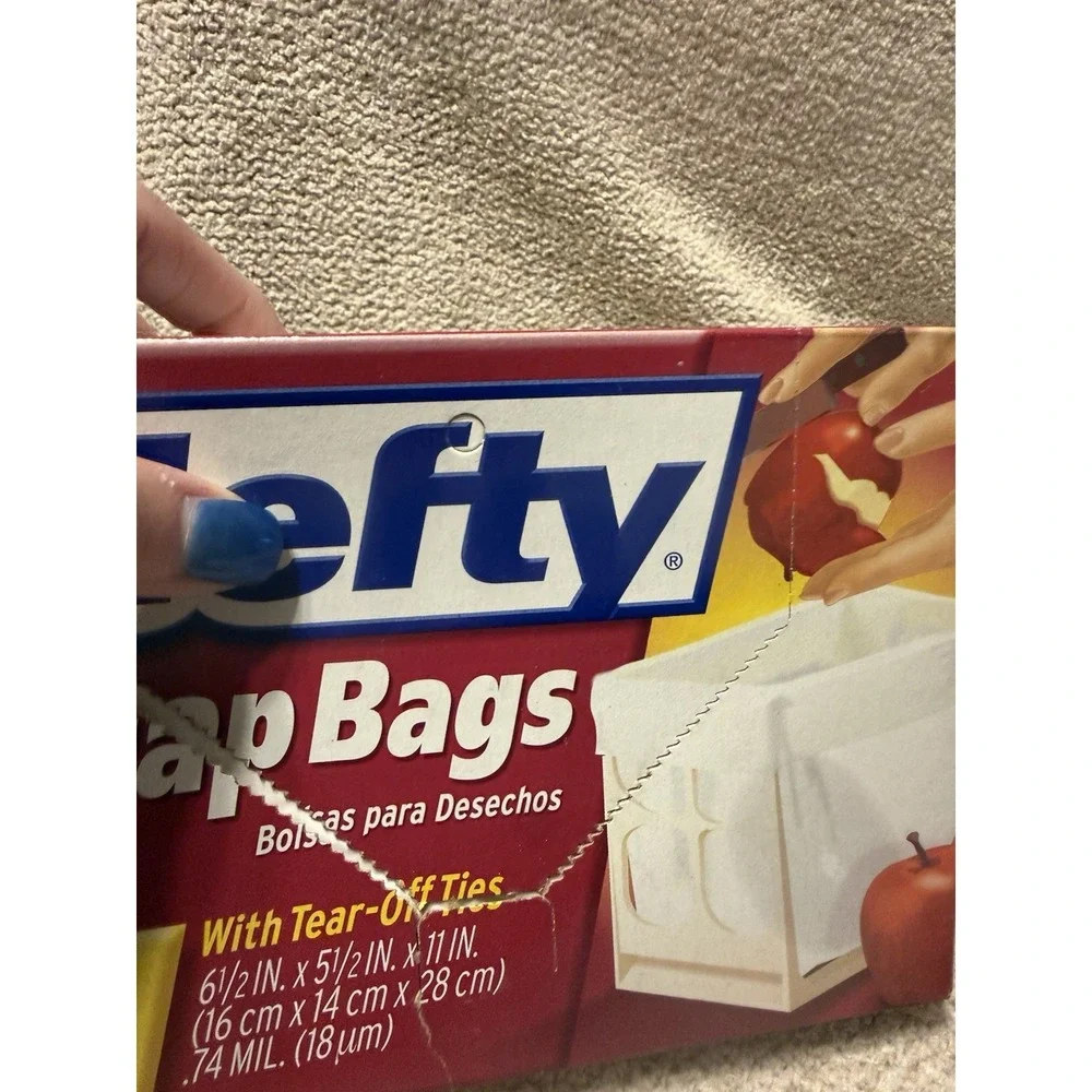 2 Boxes Hefty Scrap Bags  w/ Tear Off Ties 2‎ x 50 Bags Damaged Boxes READ